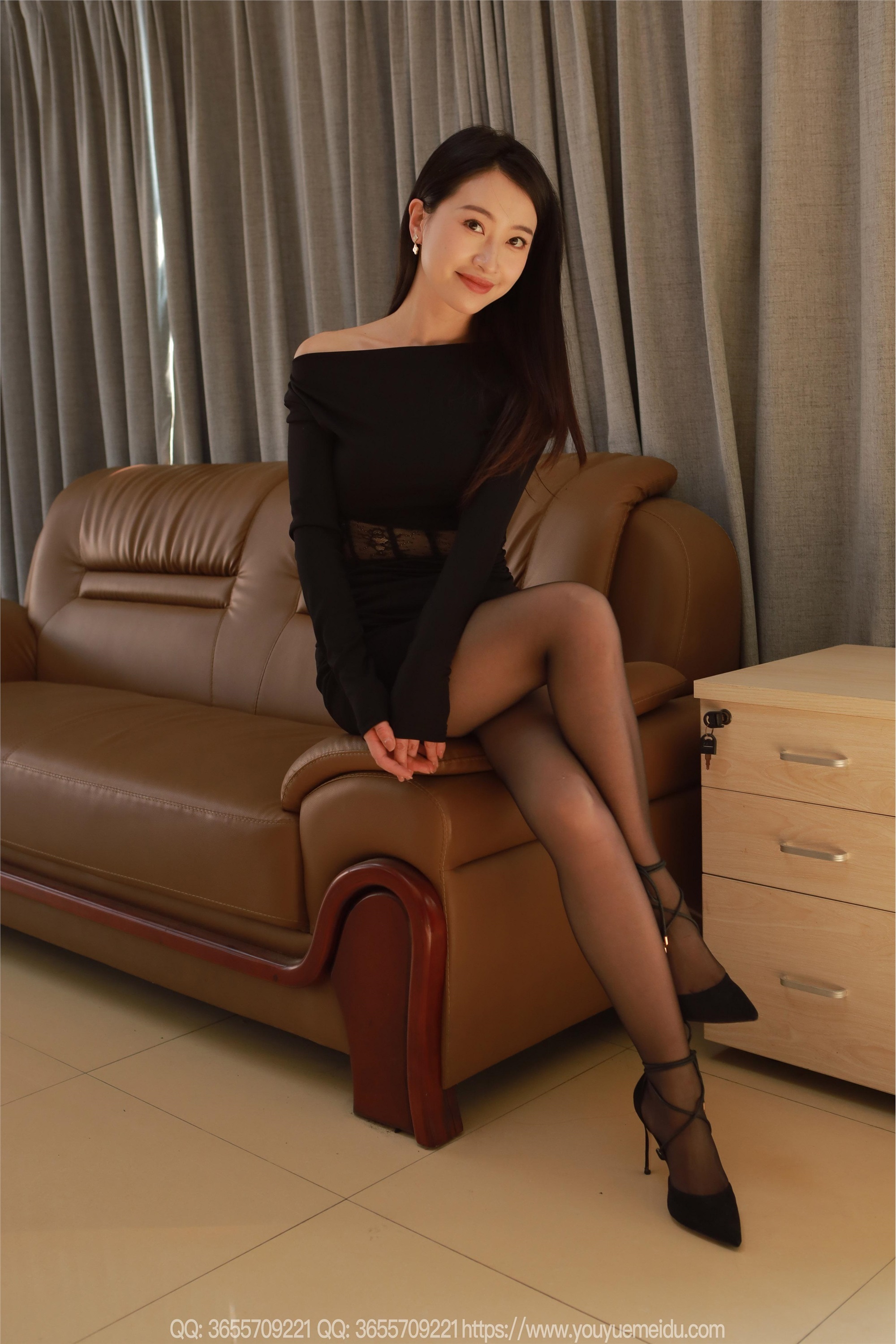 IESS异思趣向  2025.04.27 丝享家 2038 小婕《迷人黑玫瑰》